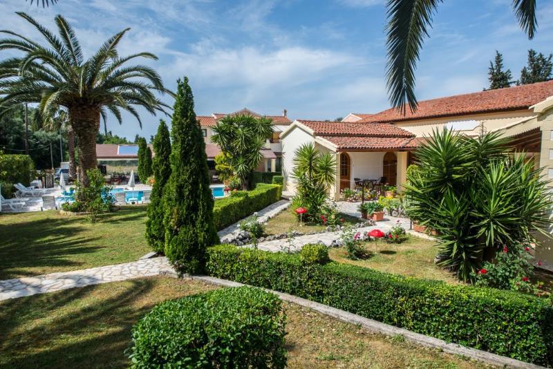 Villa Violetta Acharavi  Luaran gambar