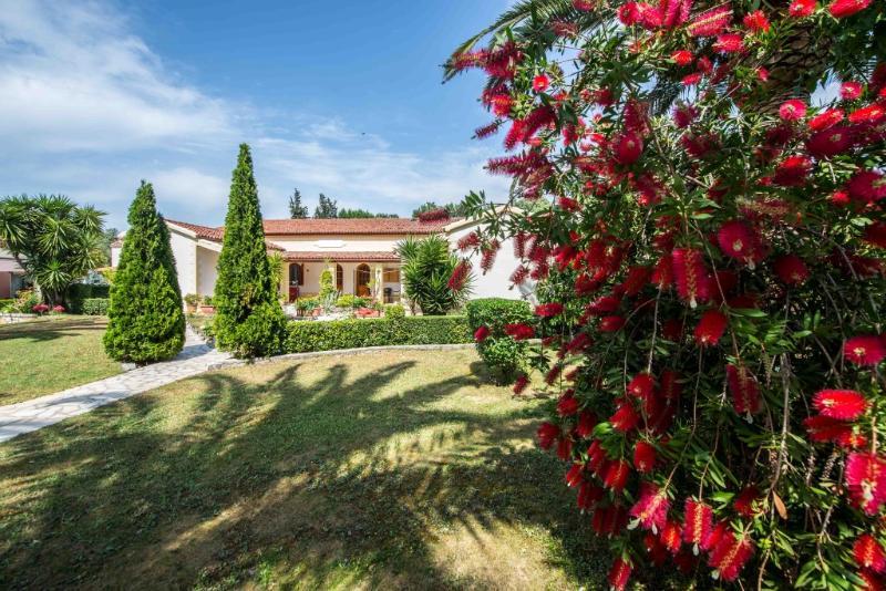 Villa Violetta Acharavi  Luaran gambar